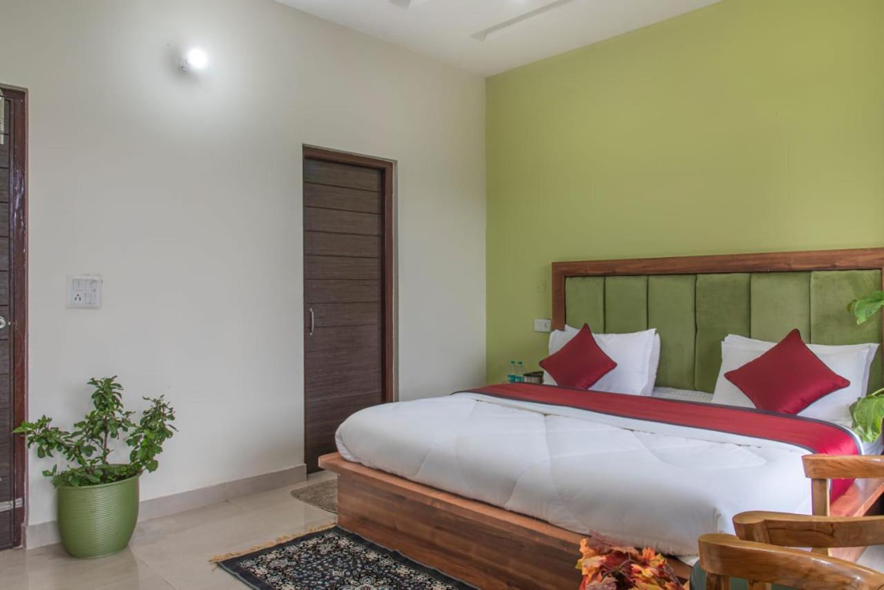 Host Jatin Kasauli Pine Villa 7Oi827O7O3 Exterior foto